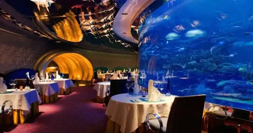 Luxury Restaurant At.mosphere | Dubai