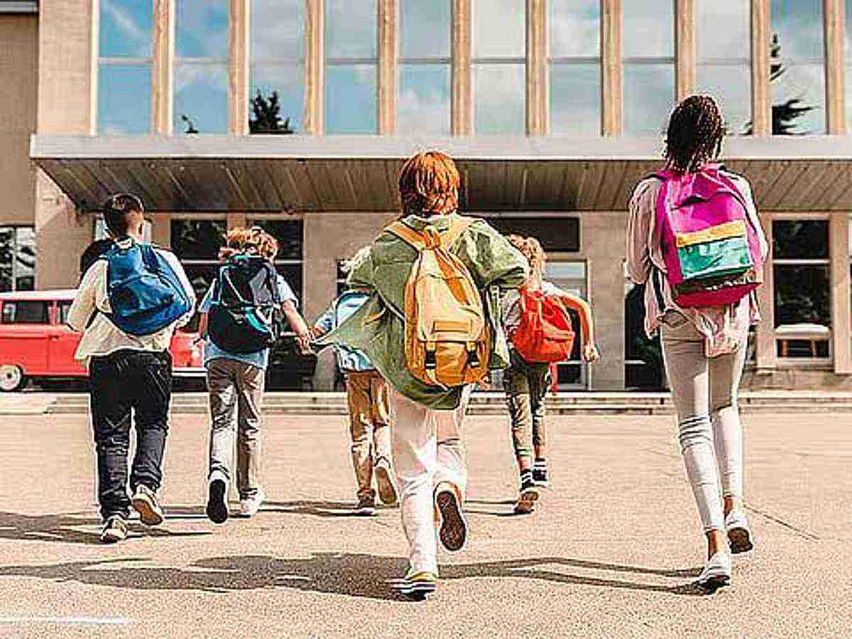 مدارس الإمارات تعاود الدوام الاثنين بعد عطلة نصف العام، والعطلة الشتوية تالياً