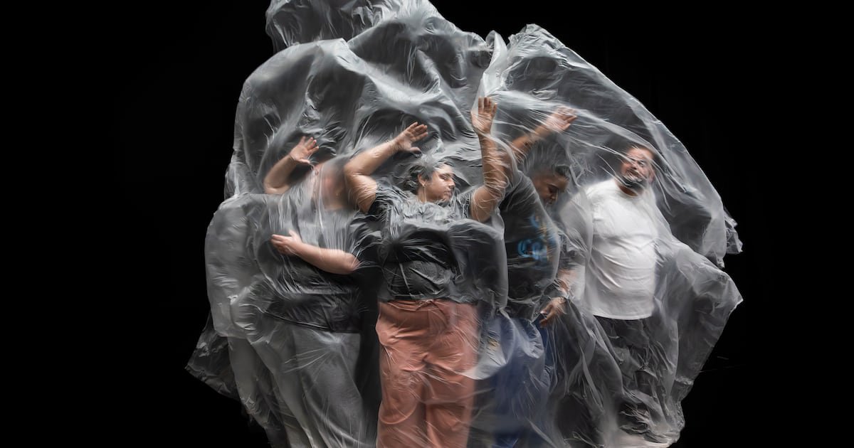 مهرجان "بيرفورم الشارقة" ينطلق بـ16 عرضا مجانيا من 11 أكتوبر