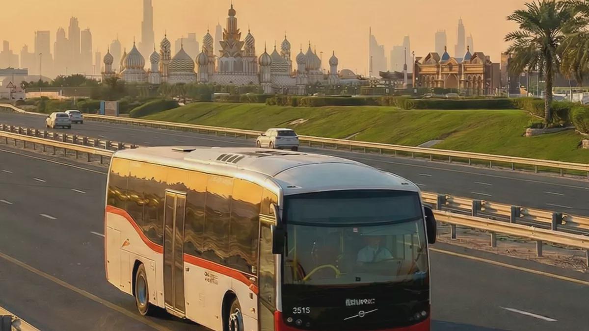 دخول سهل إلى القرية العالمية عبر حافلة ۱۰۲ RTA